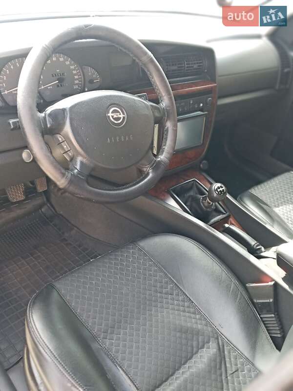 Седан Opel Omega 2001 в Запорожье фото 28 Седан Opel Omega 2001 в Запорожье