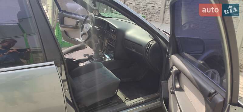 Седан Opel Omega 1988 в Дніпрі фото 6 Седан Opel Omega 1988 в Дніпрі