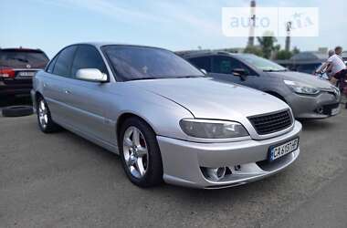 Седан Opel Omega 2002 в Черкасах