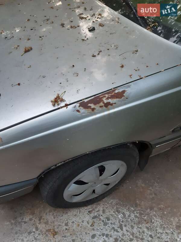 Седан Opel Omega 1987 в Одесі