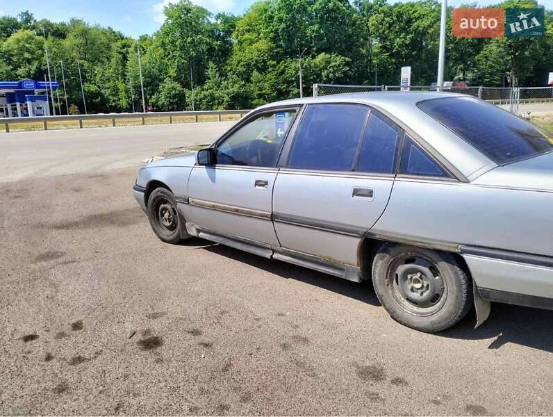 Седан Opel Omega 1987 в Житомире