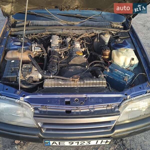 Седан Opel Omega 1987 в Верхнеднепровске