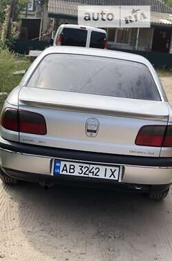 Седан Opel Omega 1998 в Бару