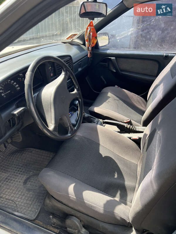 Универсал Opel Omega 1987 в Каменец-Подольском фото 7 Универсал Opel Omega 1987 в Каменец-Подольском