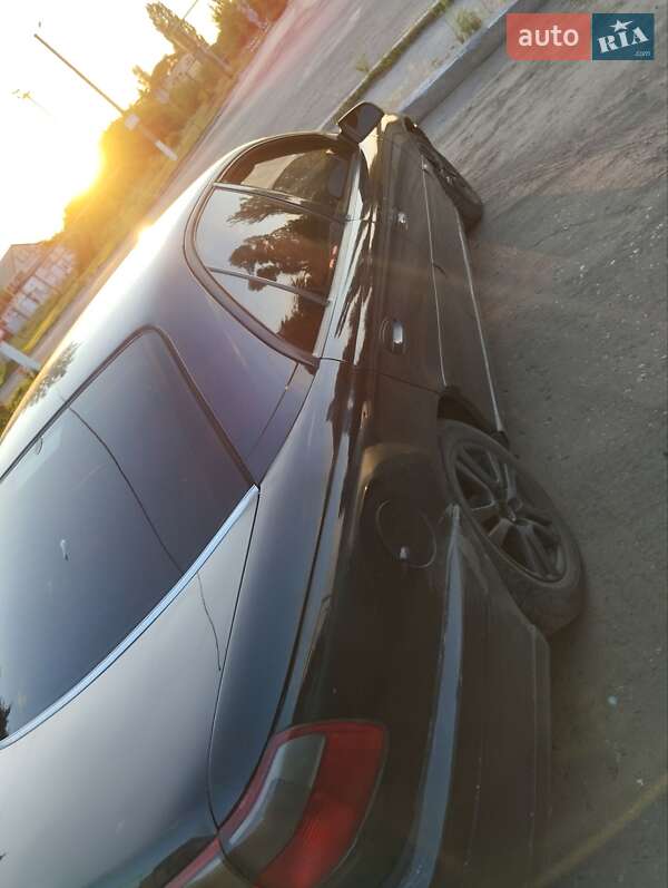 Седан Opel Omega 2003 в Покровську