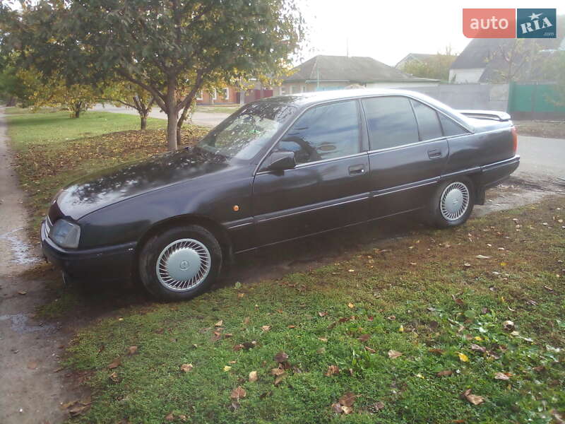 Седан Opel Omega 1992 в Краснограді