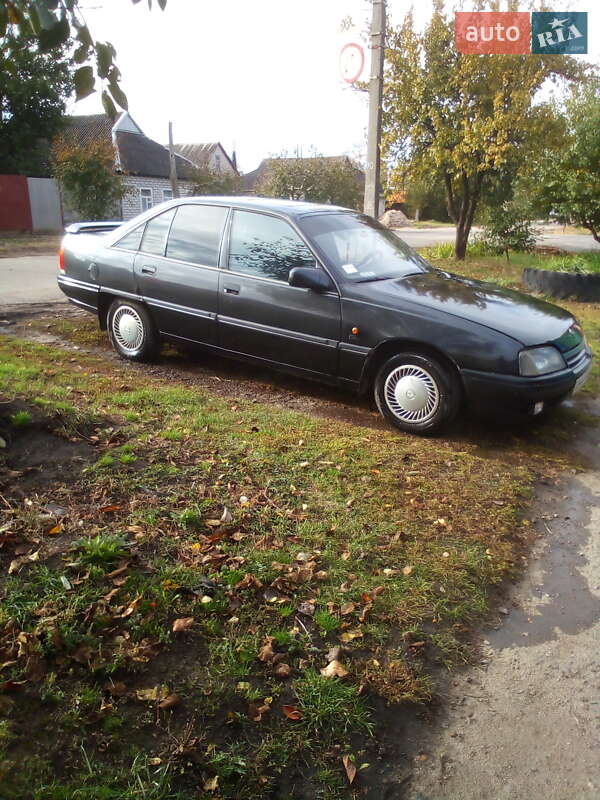 Седан Opel Omega 1992 в Краснограді