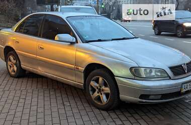 Седан Opel Omega 1999 в Киеве