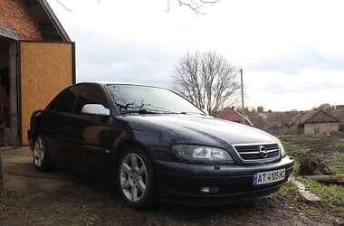 Седан Opel Omega 2002 в Рогатині