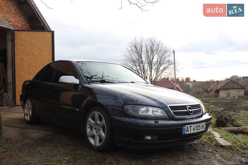 Opel Omega 2002