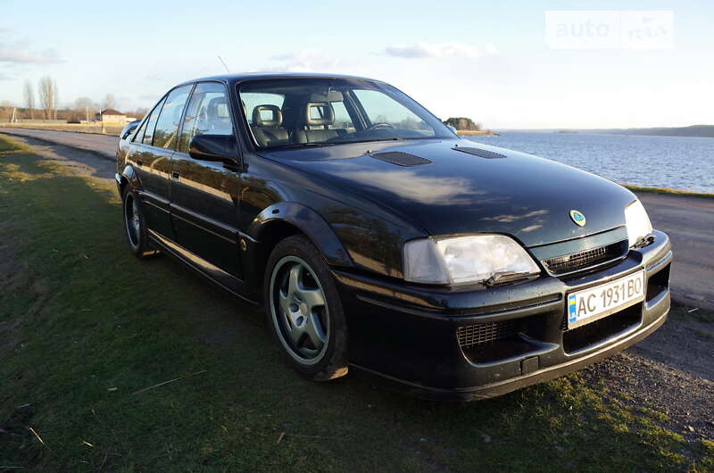 Седан Opel Omega 1993 в 