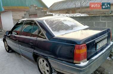 Седан Opel Omega 1988 в Корце