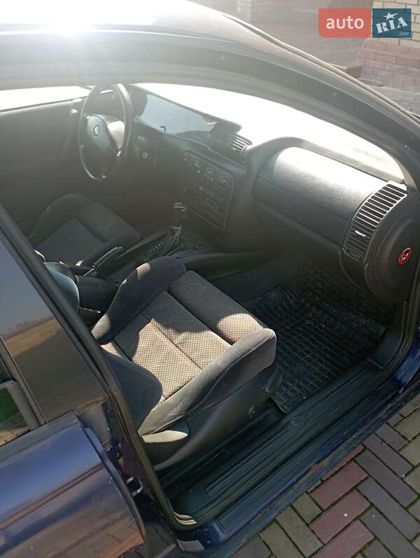 Универсал Opel Omega 1997 в Луцке