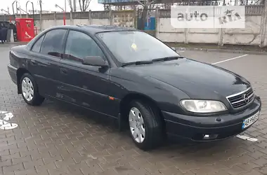 Opel Omega 2000