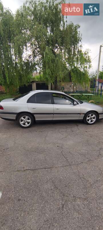 Седан Opel Omega 1999 в Запорожье