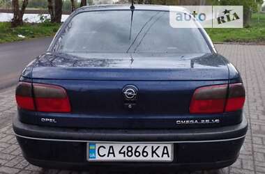 Седан Opel Omega 1999 в Черкассах