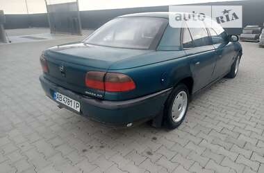 Седан Opel Omega 1995 в Летичеве