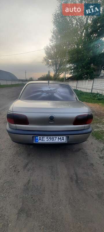 Седан Opel Omega 1996 в Дніпрі