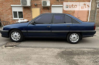 Седан Opel Omega 1991 в Кропивницком