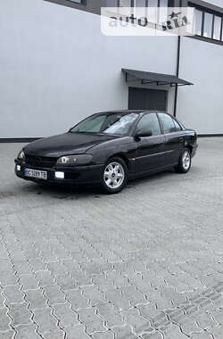 Седан Opel Omega 1998 в Бориславе