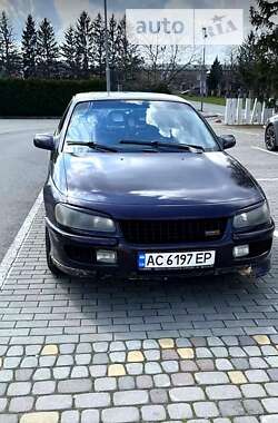 Седан Opel Omega 1994 в Луцке