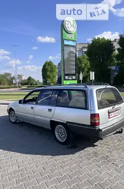 Opel Omega 1989