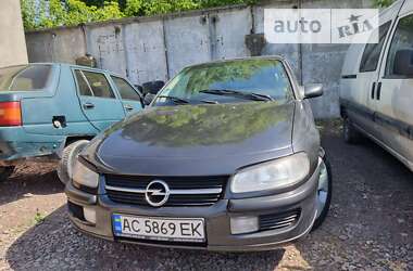 Седан Opel Omega 1995 в Кременце