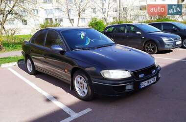 Седан Opel Omega 1995 в Луцке