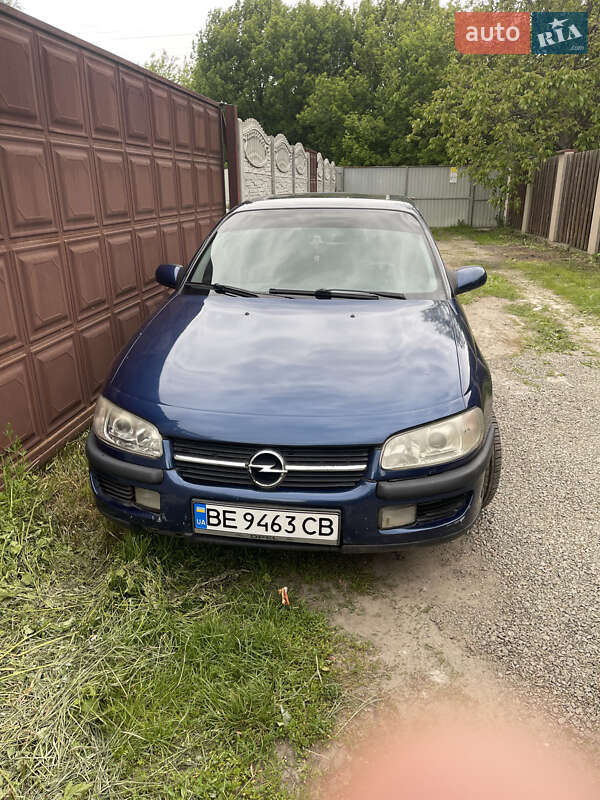 Седан Opel Omega 1998 в Киеве