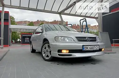Opel Omega 2002