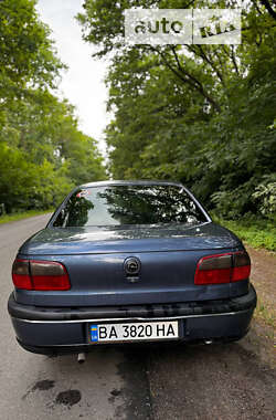 Седан Opel Omega 1997 в Знаменке