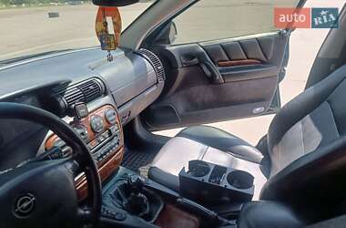 Седан Opel Omega 1998 в 