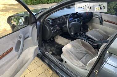 Седан Opel Omega 1994 в Городке