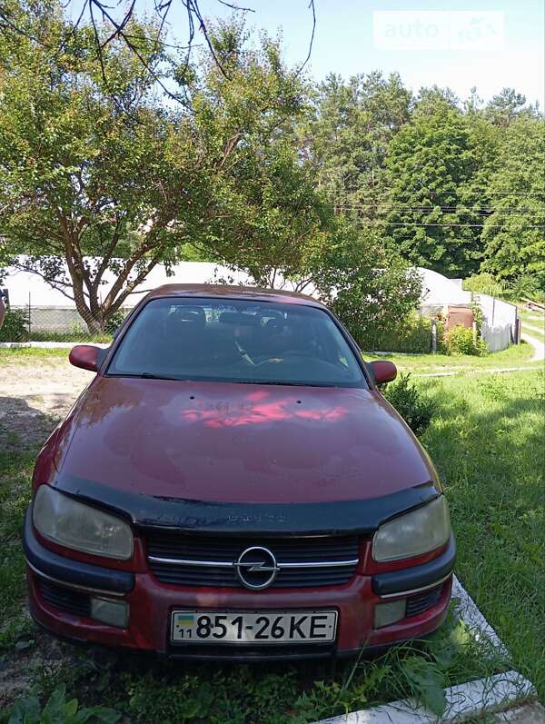 Седан Opel Omega 1996 в Богуславе