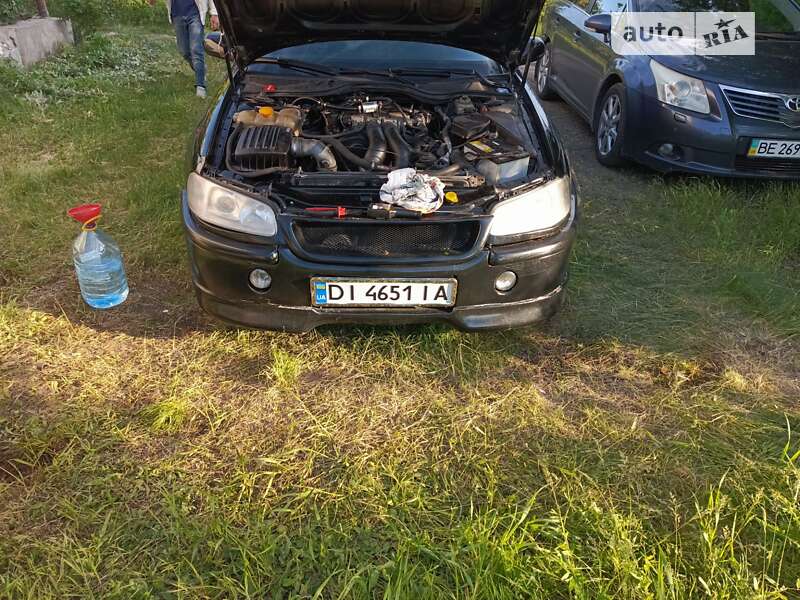 Седан Opel Omega 1999 в Южноукраїнську