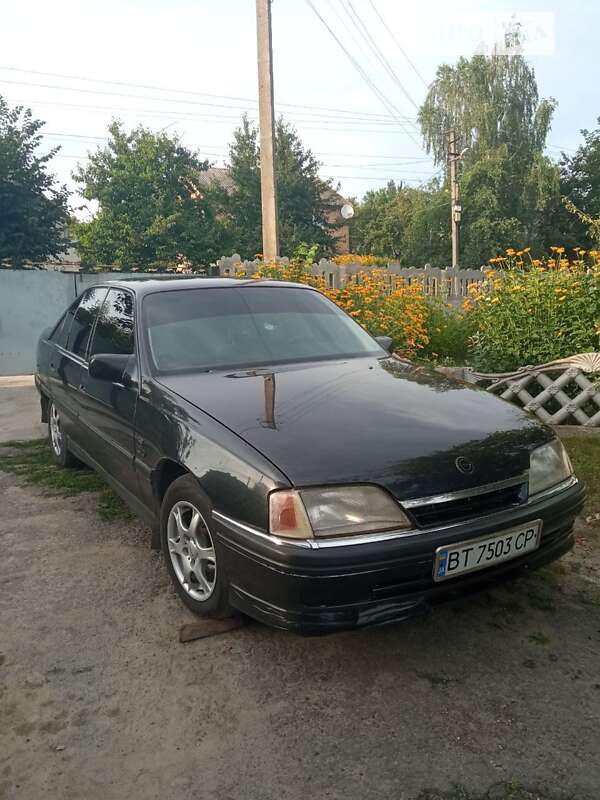 Седан Opel Omega 1992 в Остроге