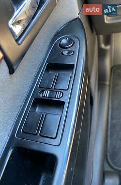 Седан Opel Omega 2001 в Львове