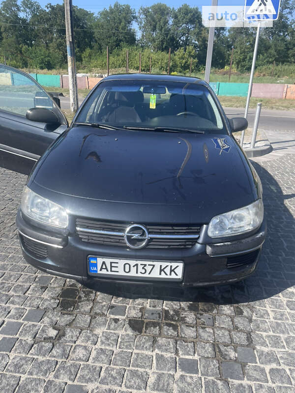 Седан Opel Omega 1998 в Днепре