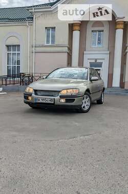 Седан Opel Omega 1996 в Демидовке