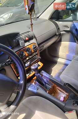 Седан Opel Omega 1998 в 