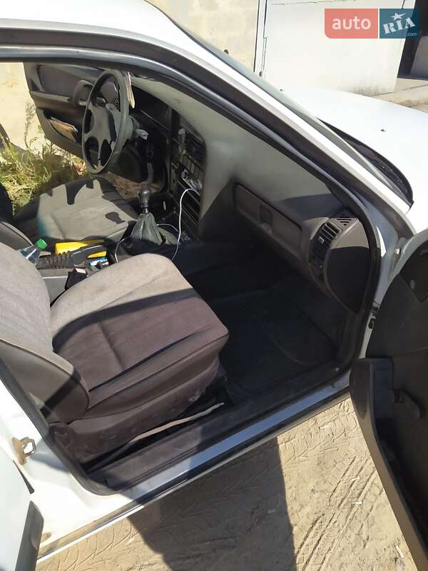 Универсал Opel Omega 1989 в Белгороде-Днестровском фото 16 Универсал Opel Omega 1989 в Белгороде-Днестровском