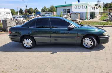 Седан Opel Omega 1996 в Івано-Франківську