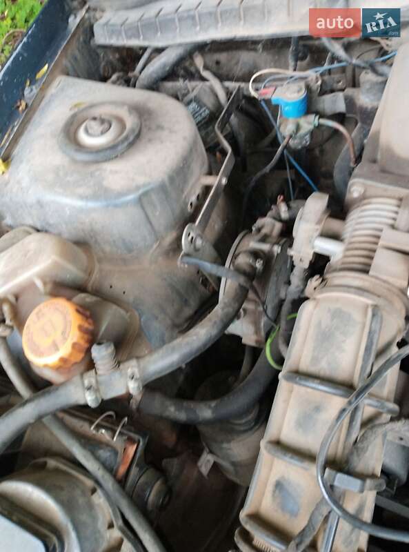 Седан Opel Omega 1988 в Заліщиках