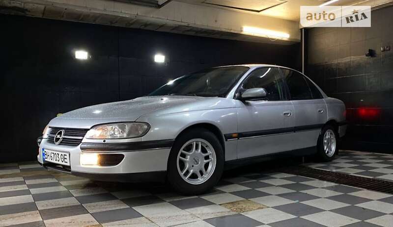 Седан Opel Omega 1998 в Одессе