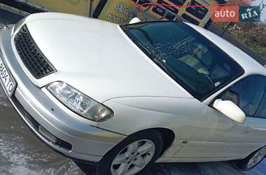 Седан Opel Omega 2001 в 
