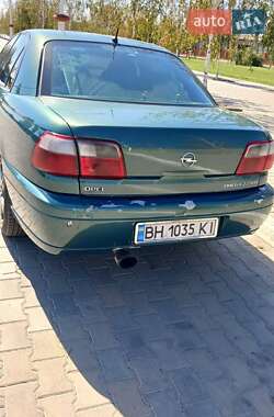 Седан Opel Omega 2002 в 