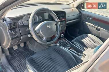 Седан Opel Omega 2002 в 