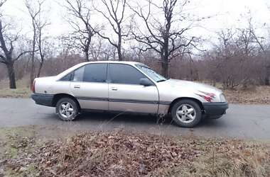 Седан Opel Omega 1988 в Николаеве