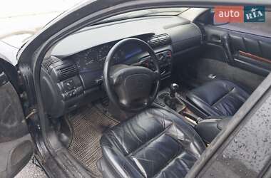 Универсал Opel Omega 1995 в Малине