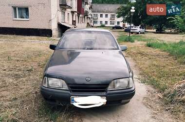 Седан Opel Omega 1989 в Ананьеве